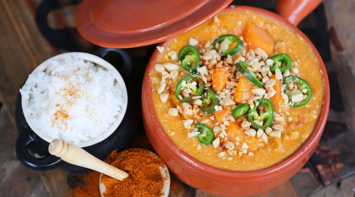 Domoda stew recipe pot of stew pot of salt pot of cumin